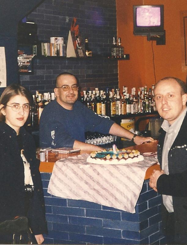 Nuria, Sevi y Pedro - 1998 (1er Aniversario)