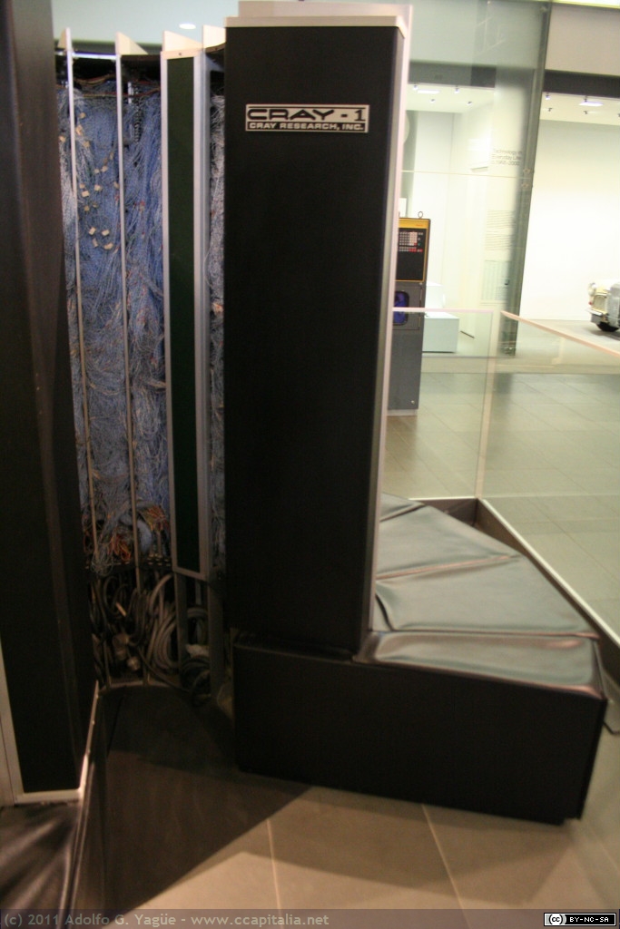 1976 - Cray 1 (2). Museo de la Ciencia de Londres