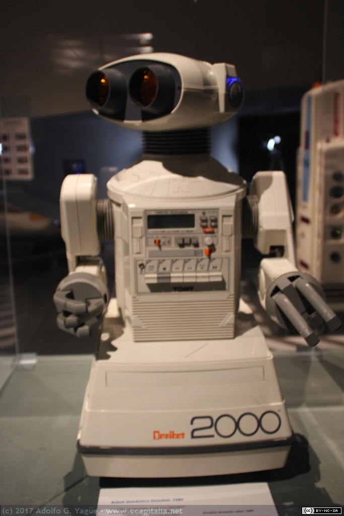 1985 - Robot doméstico Omnibot. Parque de las Ciencias Granada