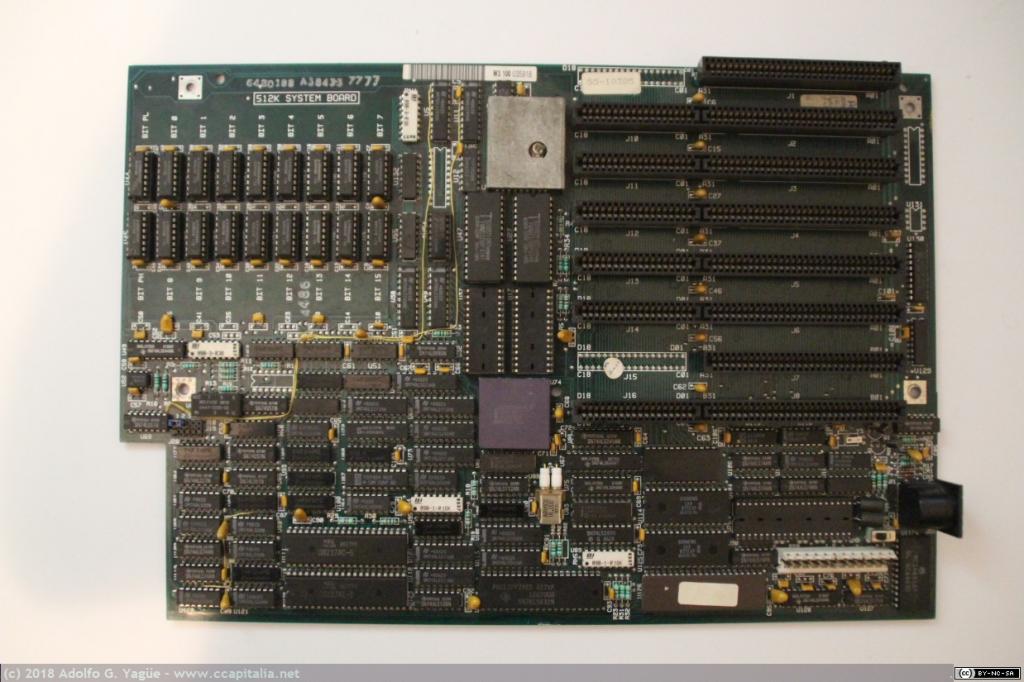 561 - Placa base IBM AT 5170 (Type 3), 1985