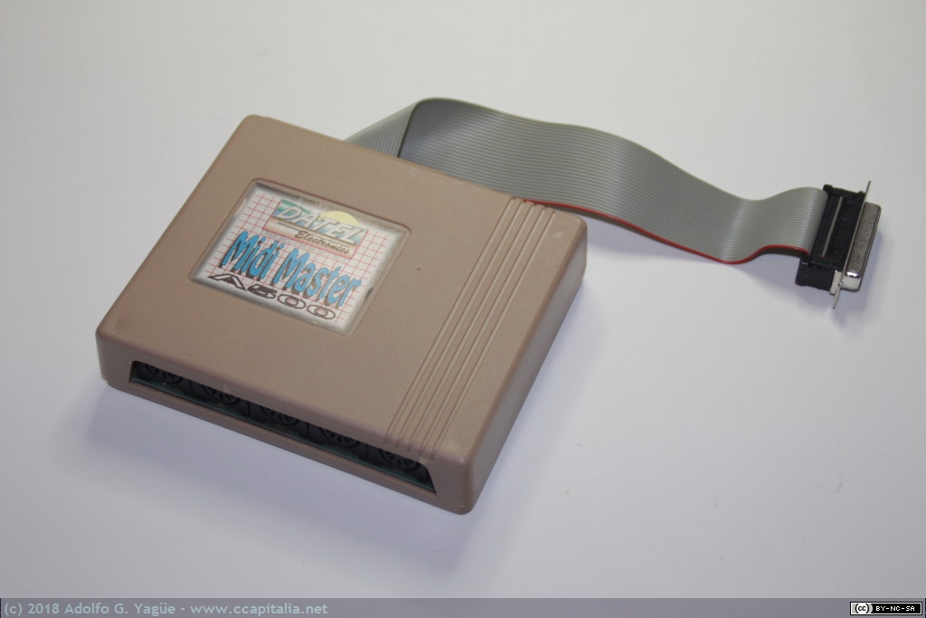 974 - MIDI Master de Datel para Commodore Amiga 500, 1991