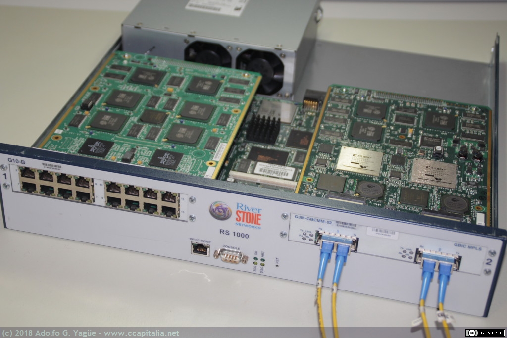 963 - Conmutador MPLS Ethernet Riverstone RS-1000 (1), 2002