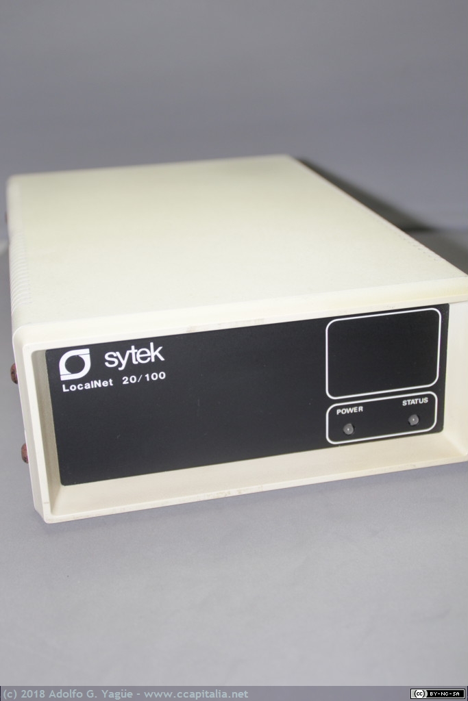 960 - Dual Port Packet Communication Unit Sytek LocalNet 20/100 (1), 1982