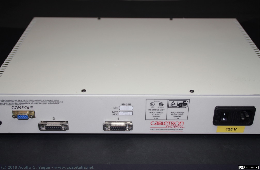 336 - Ethernet Bridge NB-25E Cabletron (2), 1990