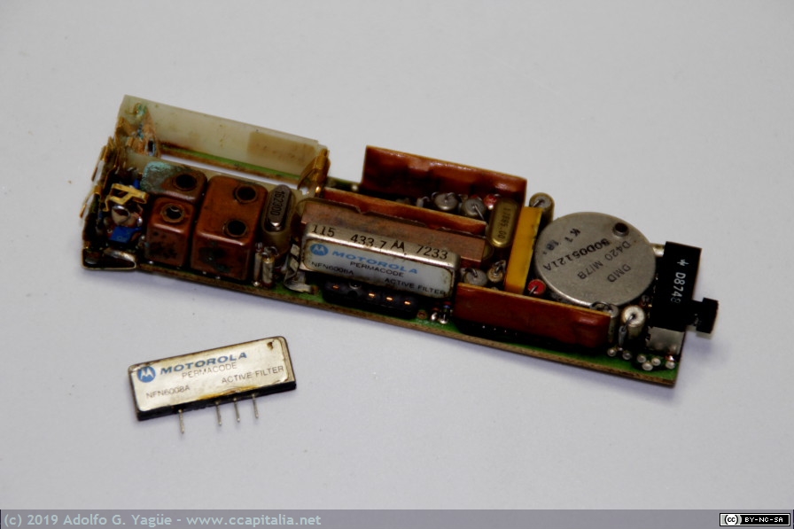 1103 - Buscapersonas Motorola Pageboy II y Permacode. Servicio de mensáfono de Telefónica (2), 1976