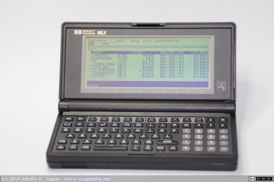1176 - HP 95LX (CPU NEC V20 y MS DOS 3.22 y Lotus 1-2-3), 1991