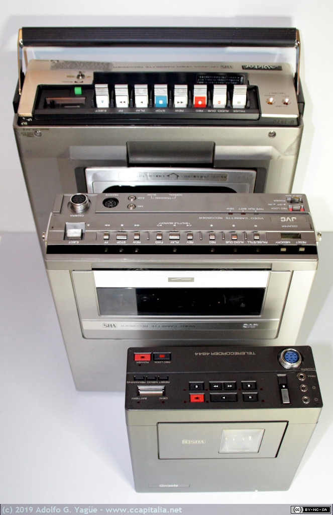 1294 - Videograbador JVC HR-C3 comparado con el JVC HR-2200 y JVC HR-4100 (3), 1982