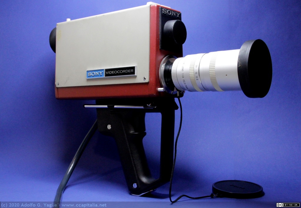 1322 - Videocámara en blanco y negro Sony AVC-3420CE Videocorder (1), 1970