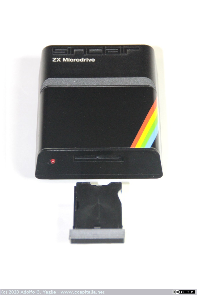 276 - Unidad de almacenamiento ZX Microdrive para el ZX Spectrum, 1983