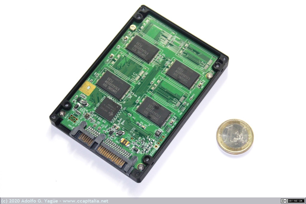 1090 - Disco duro InnoLite de 2,5'' SATA SSD 16Gb, 2009