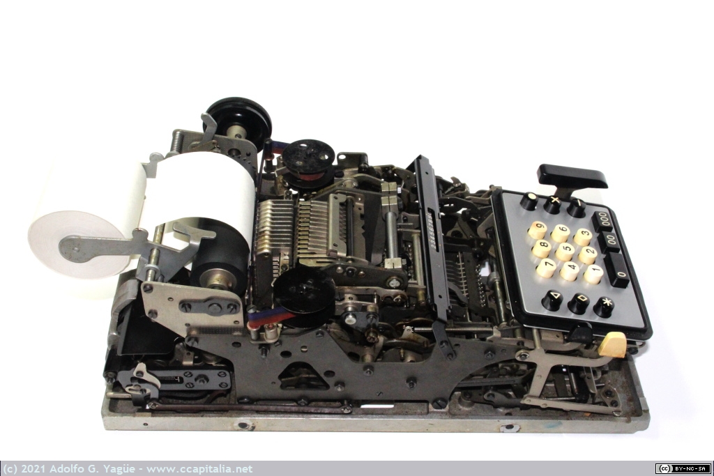 1548 - Olivetti Elettrosumma 14. Suma y resta electromecánica (2), 1946