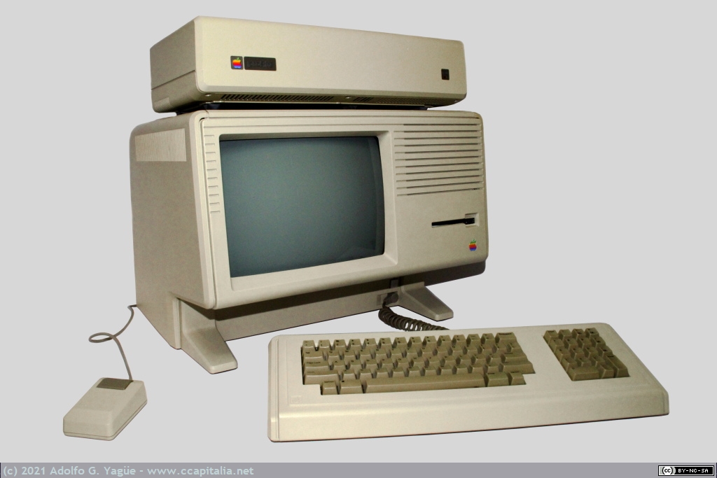 704 - Apple Lisa, modelo 2/5. 68000 de Motorola a 5MHz, FDD 3" 1/2 y ProFile 5MB (1), 1984