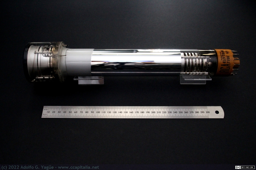 1624 - Image Orthicon modelo 5820 de RCA (1), años 50