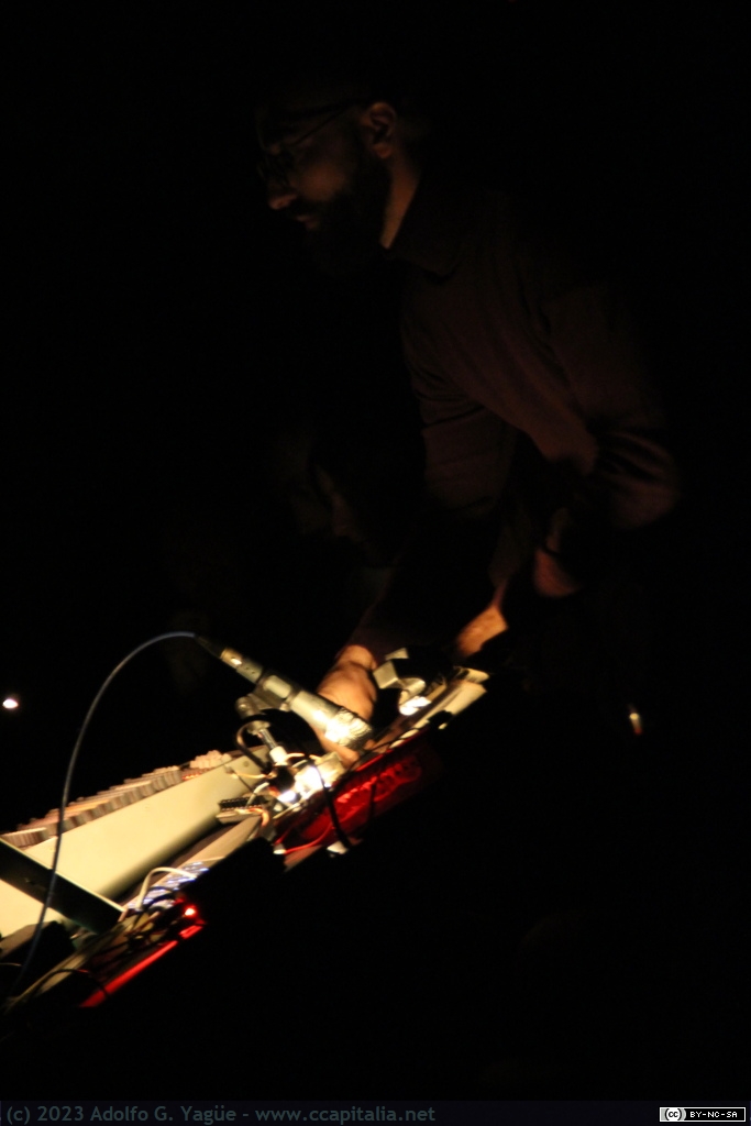 A.Q.V. (1)