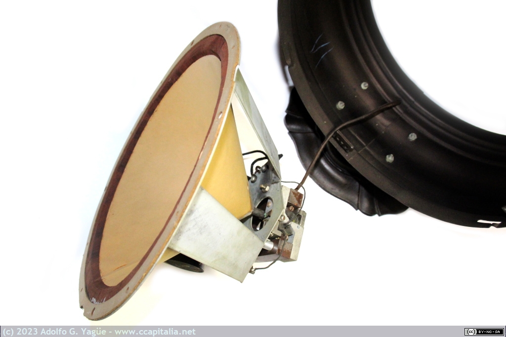 1638 - RCA Radiola Model 100. Detalle cono de papel (4), 1925