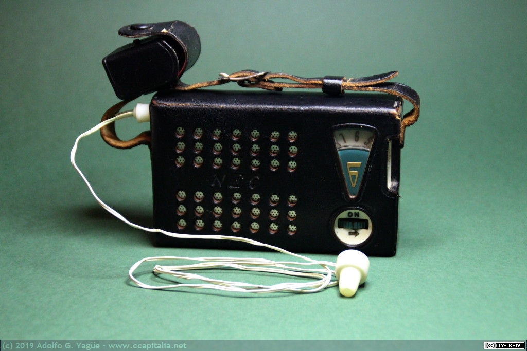 1249 - NEC NT-620 Radio AM con 6 transistores (1), 1959
