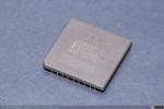 046 - Microprocesador Intel 80286 de 16bits. Encapsulado cerámico PGA 68 pines, 1982