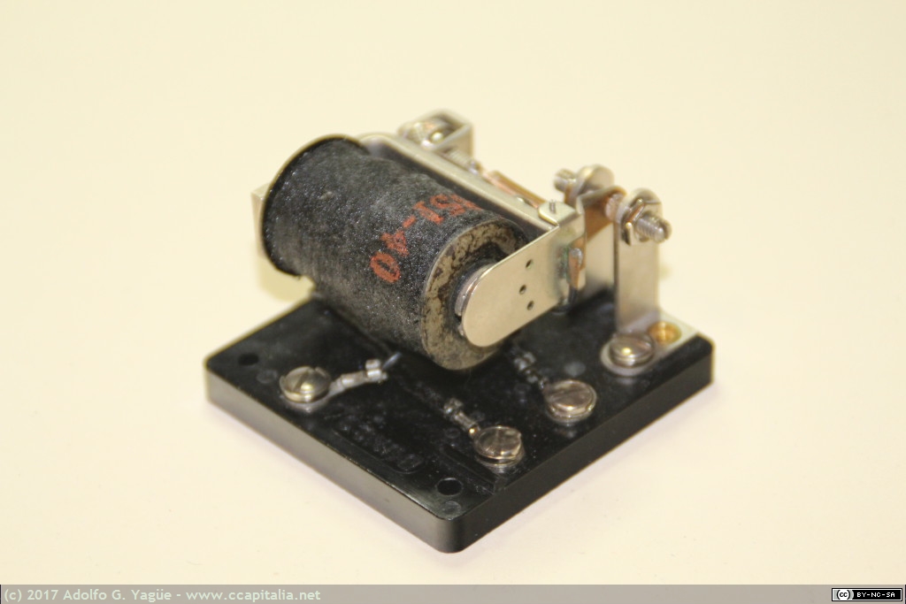 111 - Relé Dunco Relay tipo A112 XAX (SPDT), modelo de los años 50