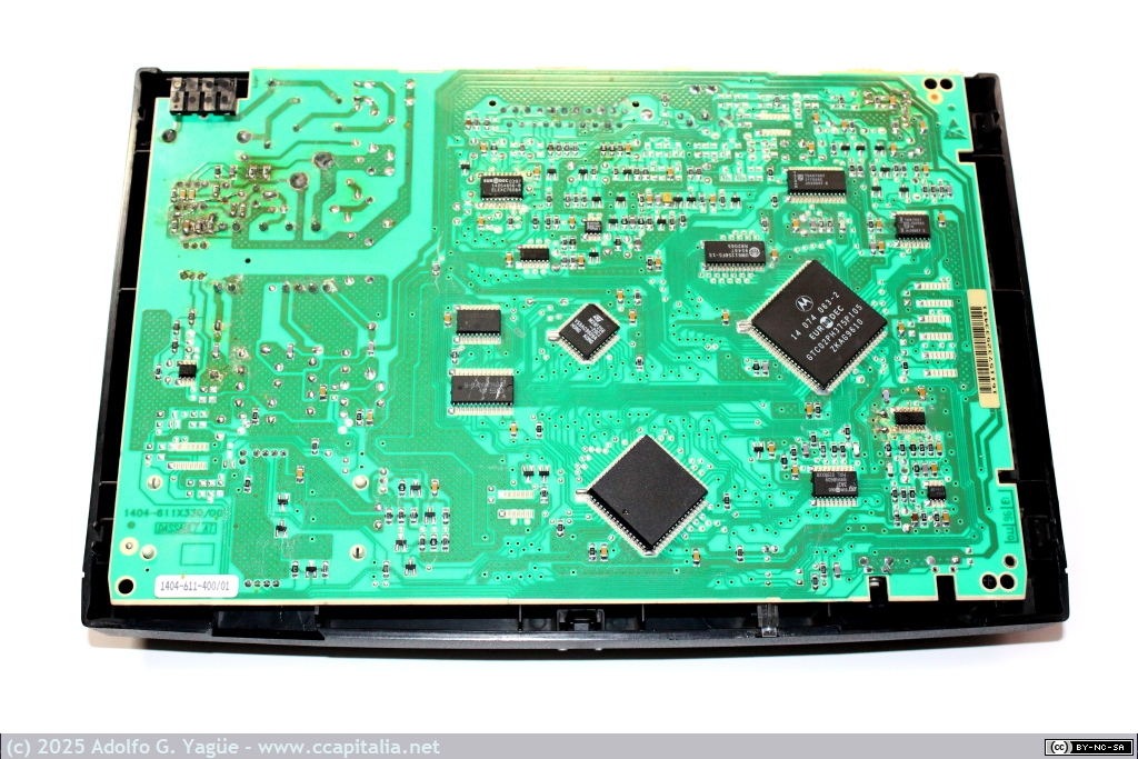 2004 - µC 16bit Intel N8397BH y Motorola deco. Nagra 1 (cambio orden líneas video e inversión espectral audio 12,5KHz) (2)