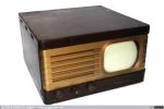 1862 - Motorola VT-71. Receptor de televisión con pantalla de 7" con 13 canales VHF (44-216MHz) (1), 1948