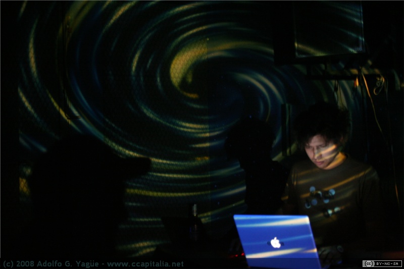 Electroliving - Live Act #58 - 15.01.06 (2)