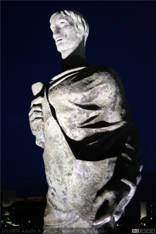 Estatua de evangelista Catedral Metropolitana (1)