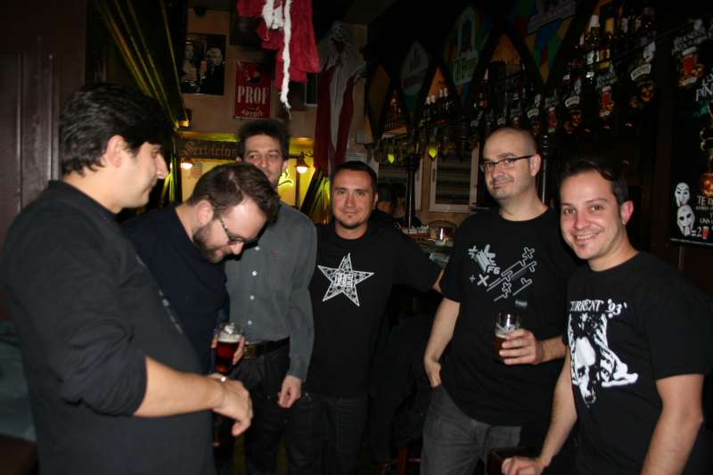 Agudo, Oscar, Javi, Kiko, Alberto y Jou - previo Clock DVA y Esplendor Geométrico [01.11.11]