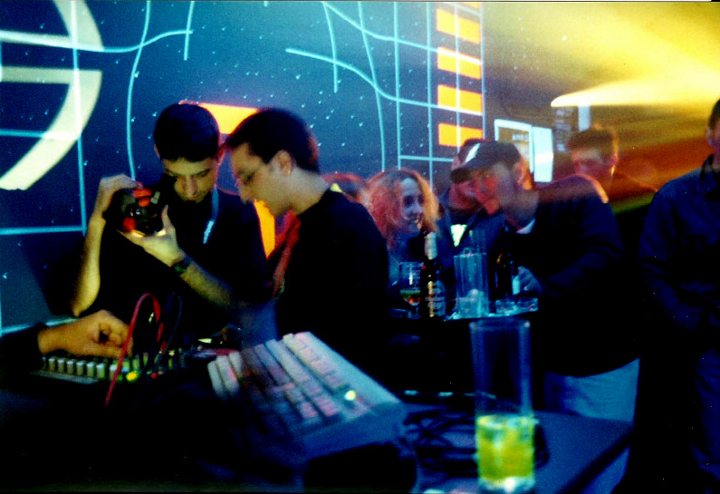 Molo y Alonso Urbanos, 2000